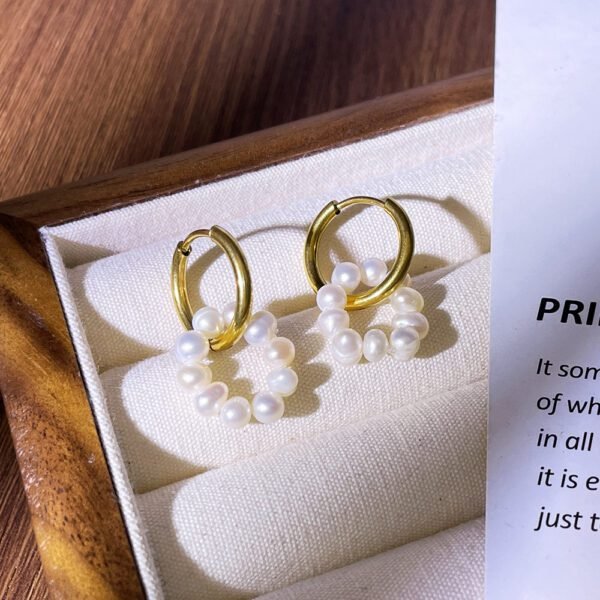 Retro French Pearl Earrings