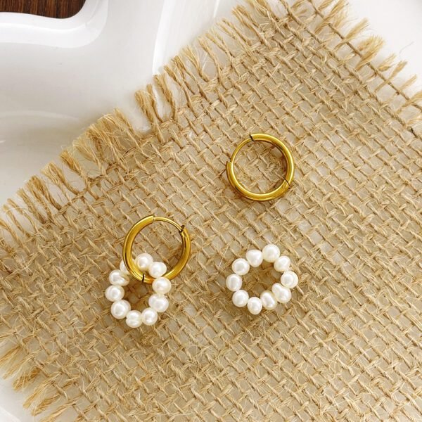 Retro French Luxury Detachable Freshwater Pearl Earrings - Image 4