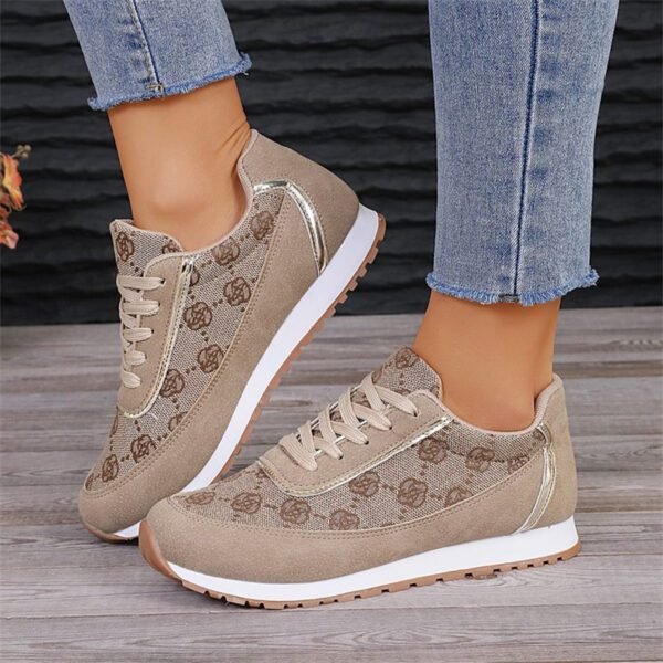 Women's casual sports shoes, flat sole - Image 2