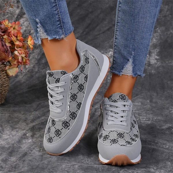 Women's casual sports shoes, flat sole - Image 4
