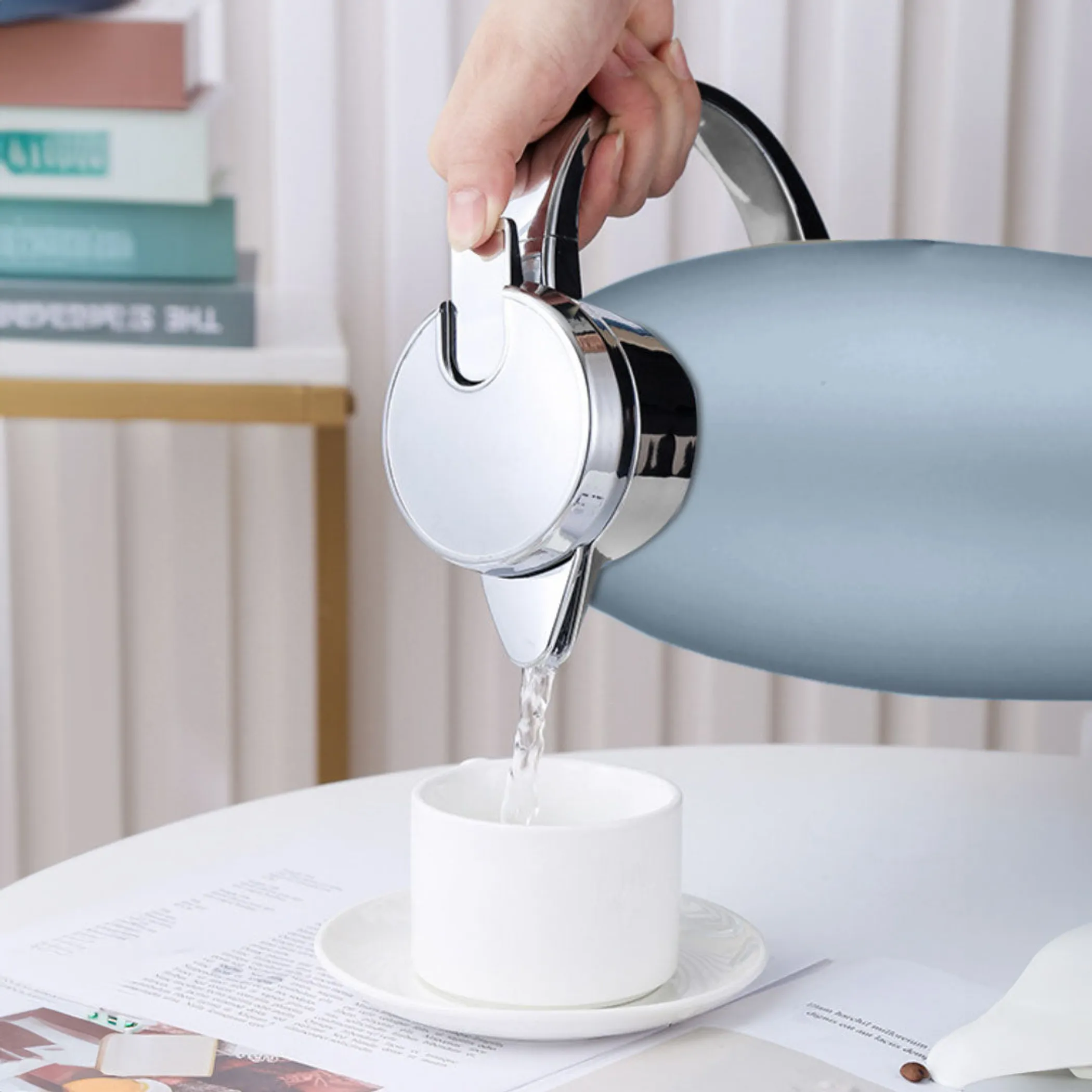 2.3L Stainless Steel Vacuum Insulated Flask, Large Thermal Water Bottle - Image 5